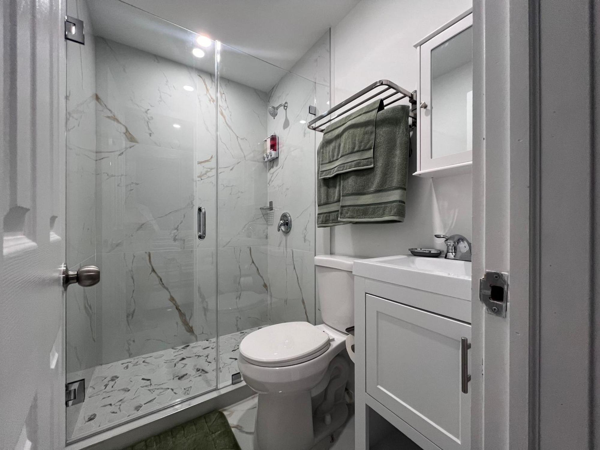 Modern Apartment Near Wynwood! Маями Екстериор снимка