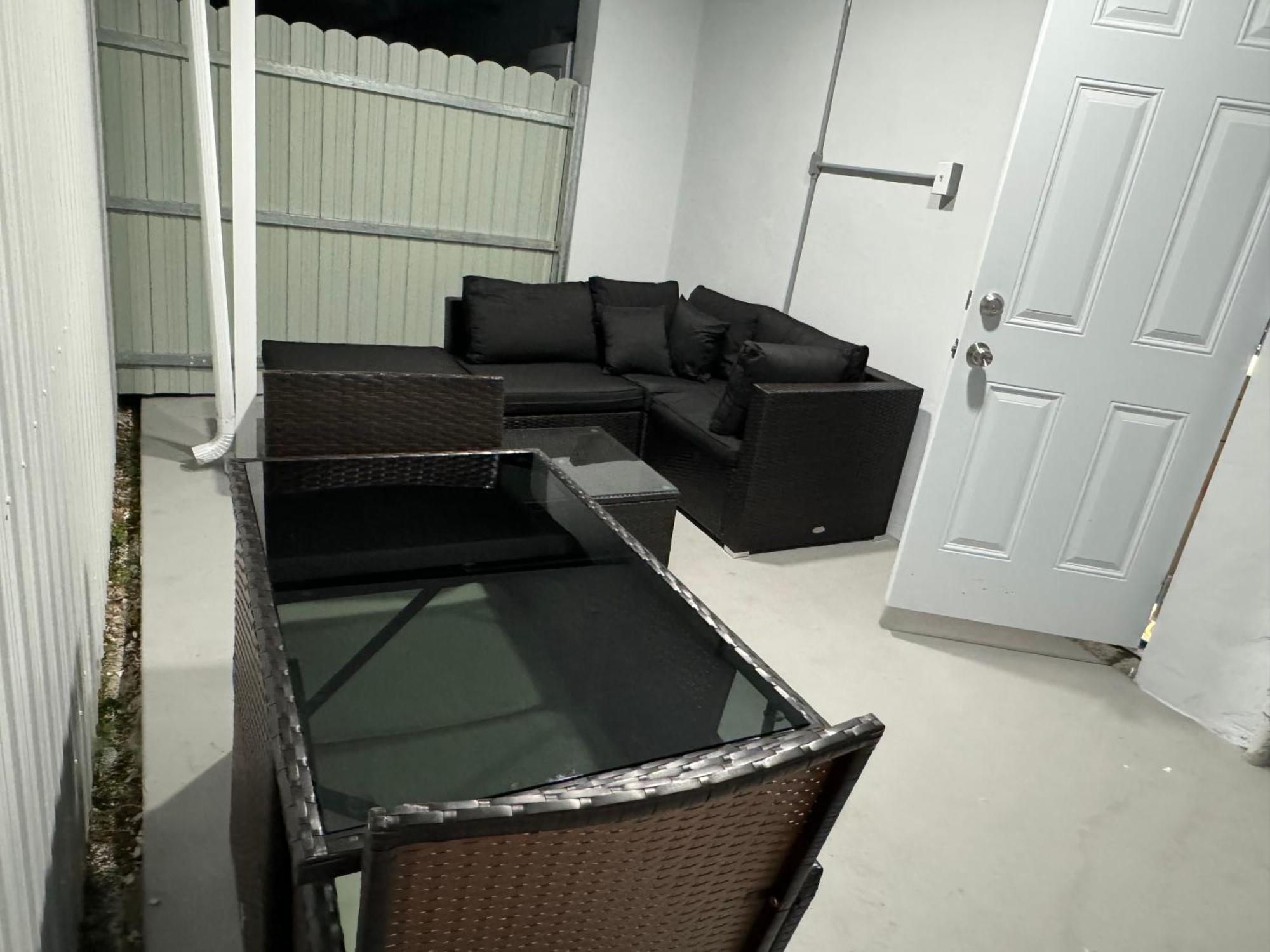 Modern Apartment Near Wynwood! Маями Екстериор снимка